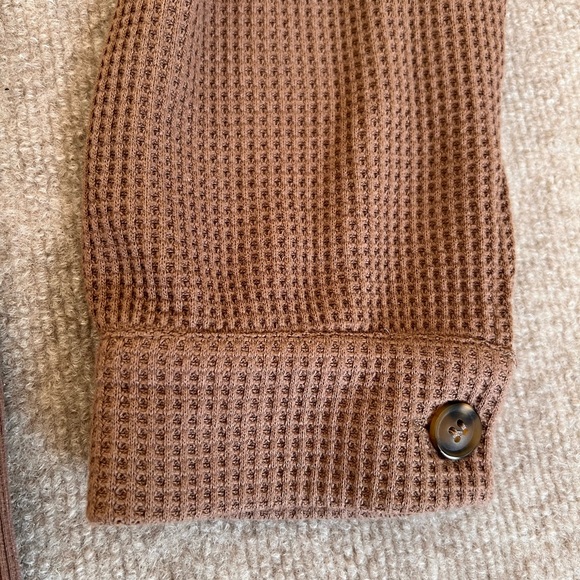 Women's Brown Button-Up Shacket - Picture 3 of 4